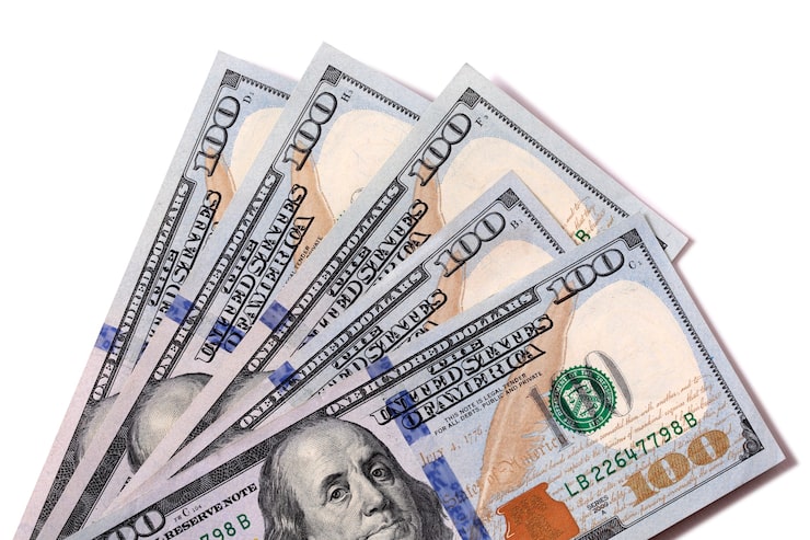Comparison Between USDC and USD